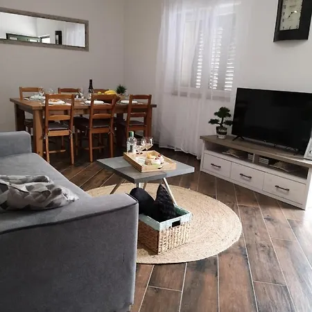 Pool House Maro 别墅 宁