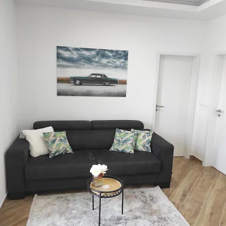 别墅 Pool House Maro