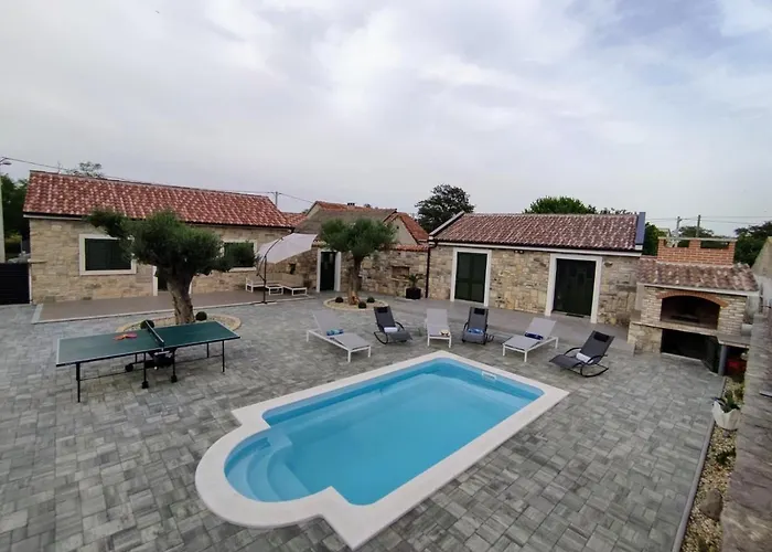 וילה Pool House Maro