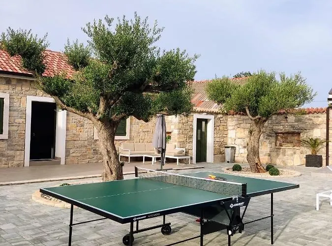 וילה Pool House Maro נין